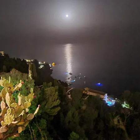 Beautiful Naxos House