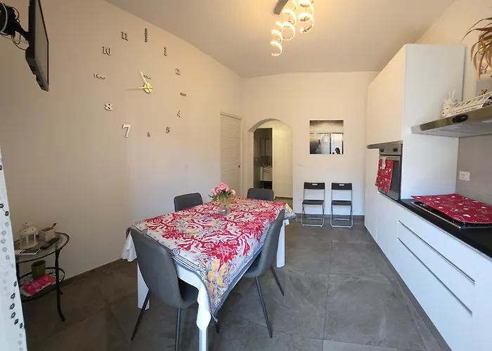 Apartment Beautiful Naxos House Giardini Naxos